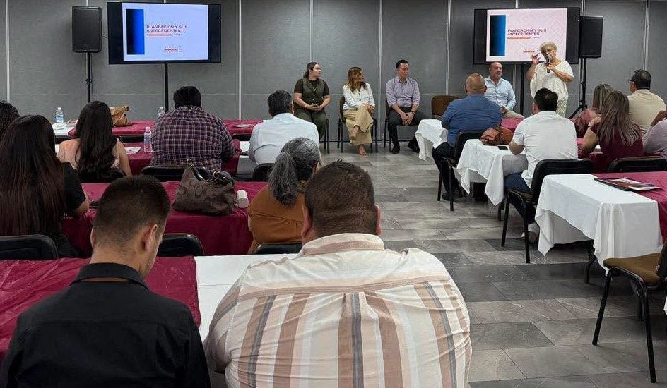 FORTALECEN CAPACIDADES MUNICIPALES EN PLANEACIÓN Y EVALUACIÓN DEL DESEMPEÑO