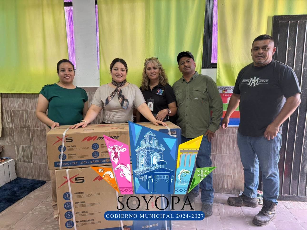 ENTREGA DE AIRE ACONDICIONADO A LA ESCUELA PRIMARIA DE LA COMUNIDAD DE EL NOVILLO